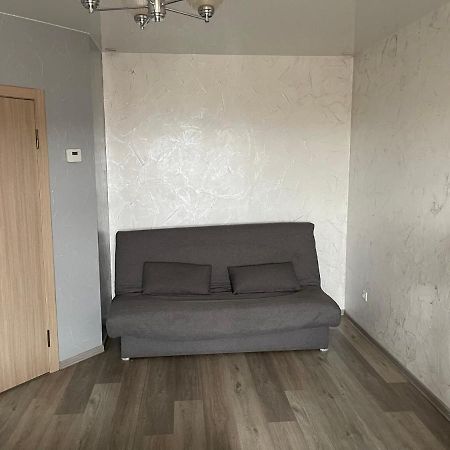 Апартаменти Економ Ivano-Frankivsk Exteriör bild